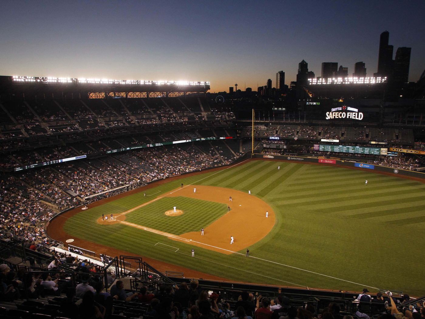 Illuminazione da baseball 4