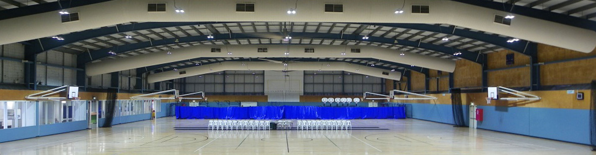 Sports Hall sa Paaralan