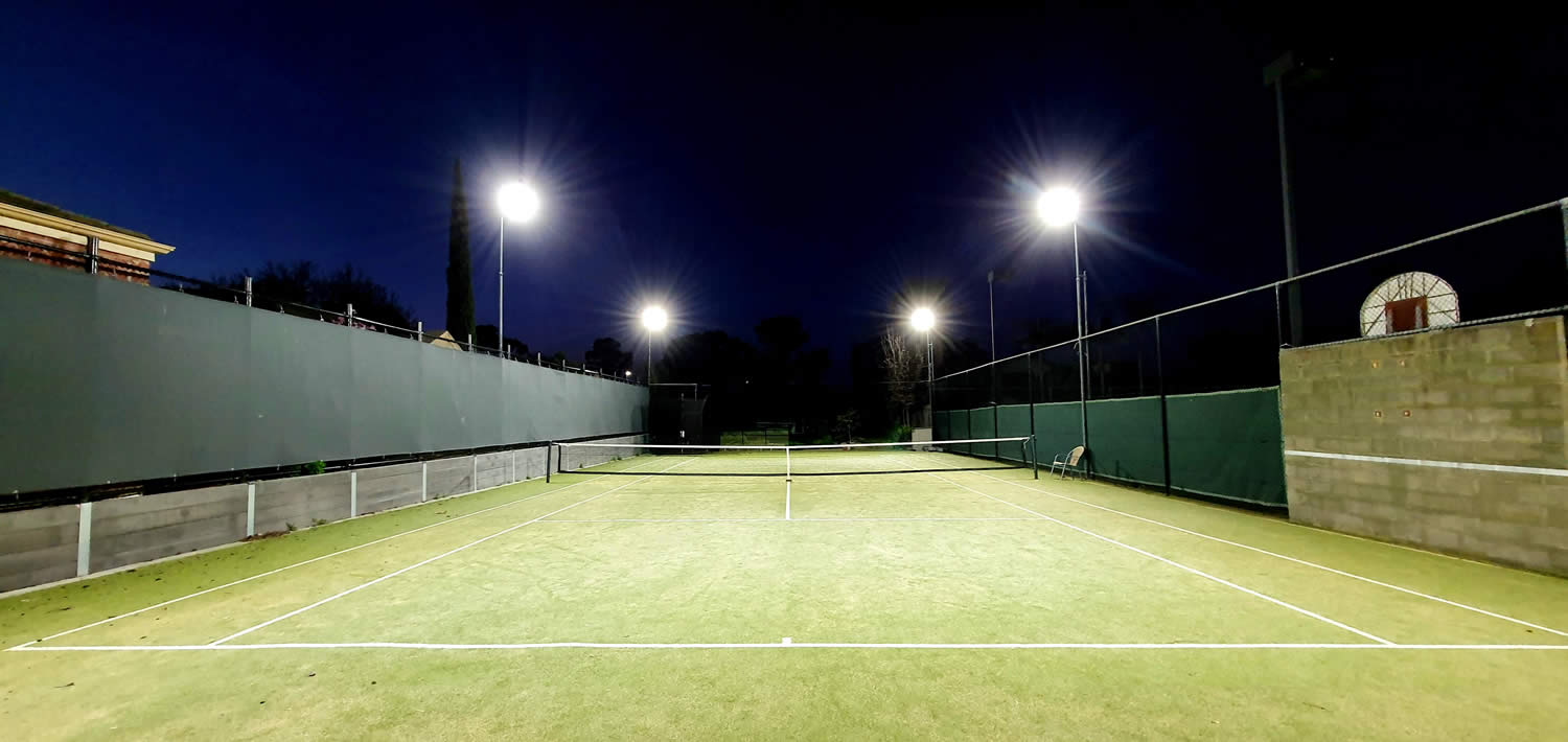 iluminación de tenis led 9